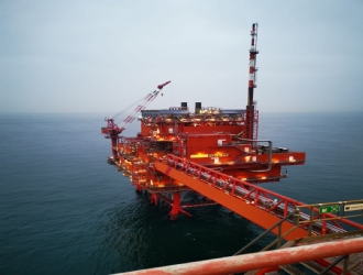 Offshore Oil/Gas Platform Use