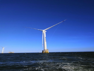 Expert interview on floating offshore wind farms